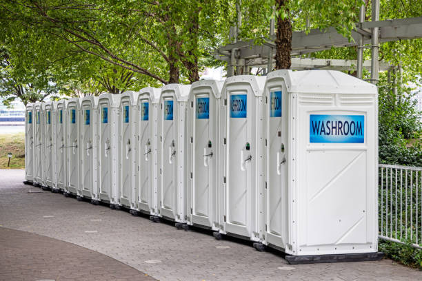Porta potty delivery and setup in Valley City, ND